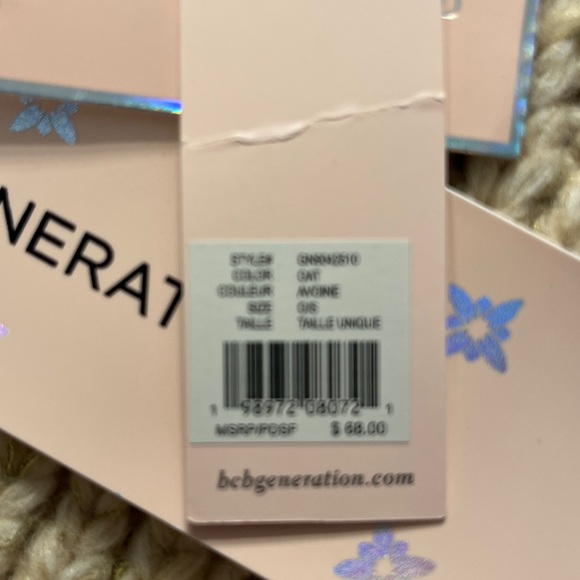 BCBGeneration Cream Knit Accessory Set - Picture 4 of 4